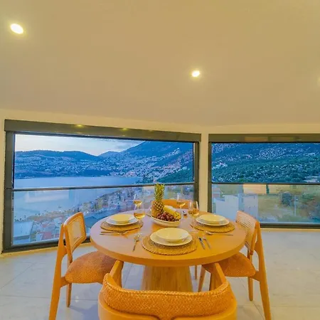 Apartmán Full Sea View With Pool And Jacuzzi In Kalkan 4 *
